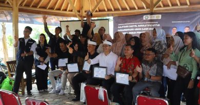 Pascasarjana Poltekpar NHI Bandung Dorong Digitalisasi UMKM Desa Wisata Lembur Pakuan