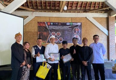 Pascasarjana Poltekpar NHI Bandung Hadirkan Inovasi Wisata Gastronomi Berbasis Singkong di Kampung Adat Cirendeu