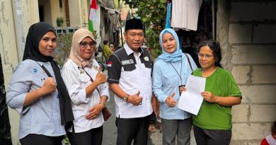 Ketua FORKABI Jakarta Barat Matrobin Bantu Pelunasan Sekolah, Bang Azran: Kepedulian Harus Jadi Solusi