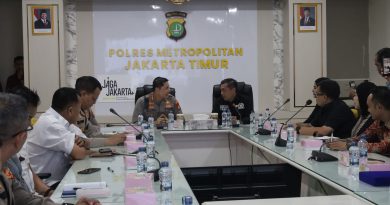 Reses ke Polres Jaktim, Bang Azran: Penguatan Perlindungan HAM Harus Berjalan Seiring dengan Penegakan Hukum