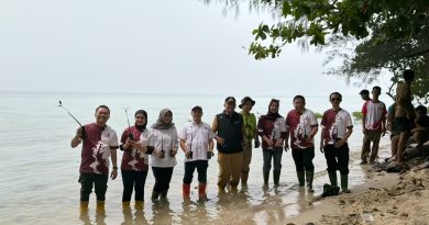 Tepati Janji Tanam Ribuan Mangrove, Bang Azran Dukung Kebangkitan Pariwisata Pulau Tidung dan Kepulauan Seribu