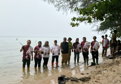Tepati Janji Tanam Ribuan Mangrove, Bang Azran Dukung Kebangkitan Pariwisata Pulau Tidung dan Kepulauan Seribu
